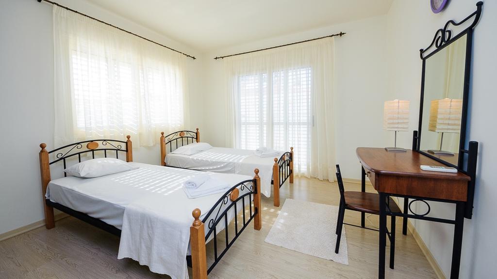 פרוטאראס Pernera Holiday Villa 015 חדר תמונה